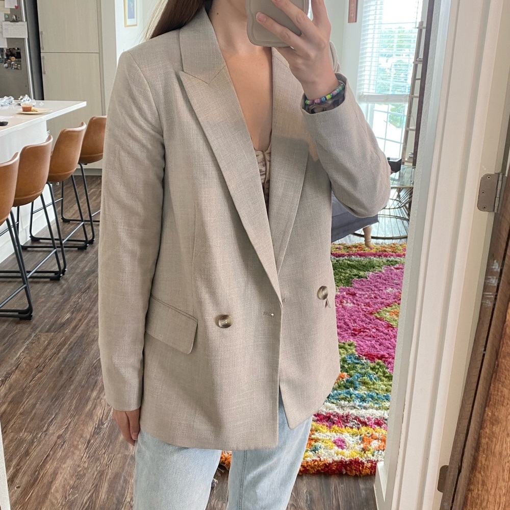 H&M Blazer - Picture 3 of 7